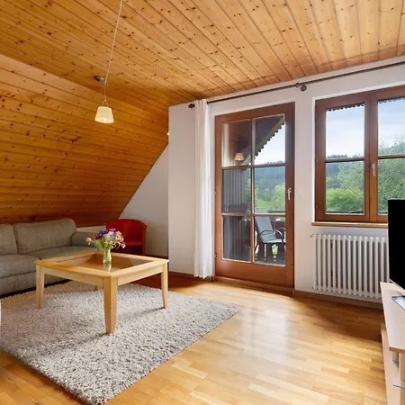 Im Hof 120qm Appartement Schenkenzell